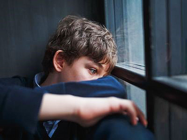 افسردگی در نوجوانان، نشانه‌های آن و درمان‌اش