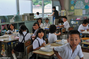 فرهنگ آموزش درمدارس ژاپن