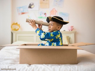 فهرست ۱۰ اسباب بازی ساده و کاربردی برای کودکان